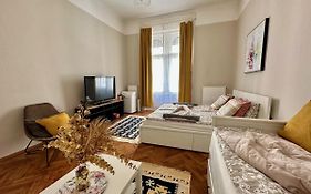 Weinerhouse Design Apartment